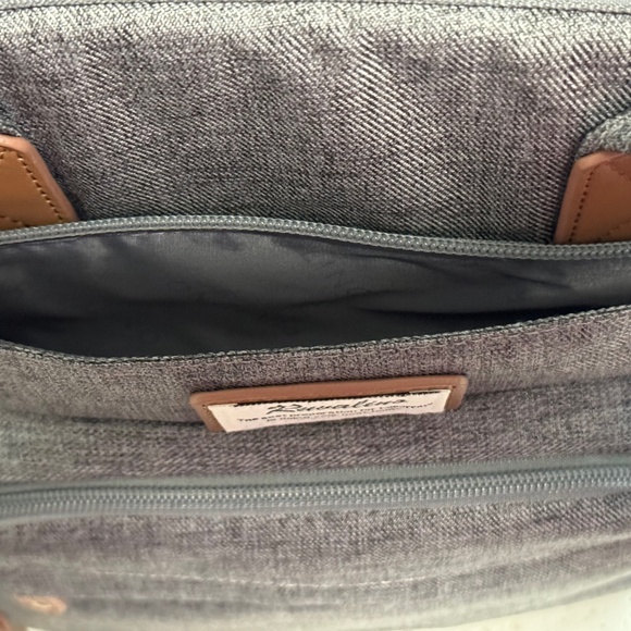 NWOT Hershal Gray Back Pack - Picture 9 of 10